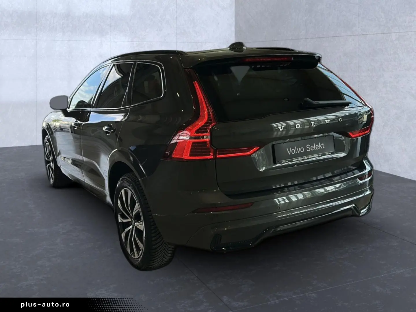 VOLVO XC 60 Plus Dark AWD Navi LED Klima