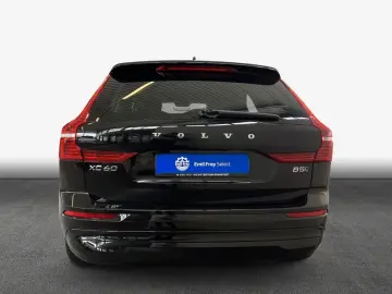 VOLVO XC60 B5 AWD Aut Leder PilotAssist BLIS Voll-LED