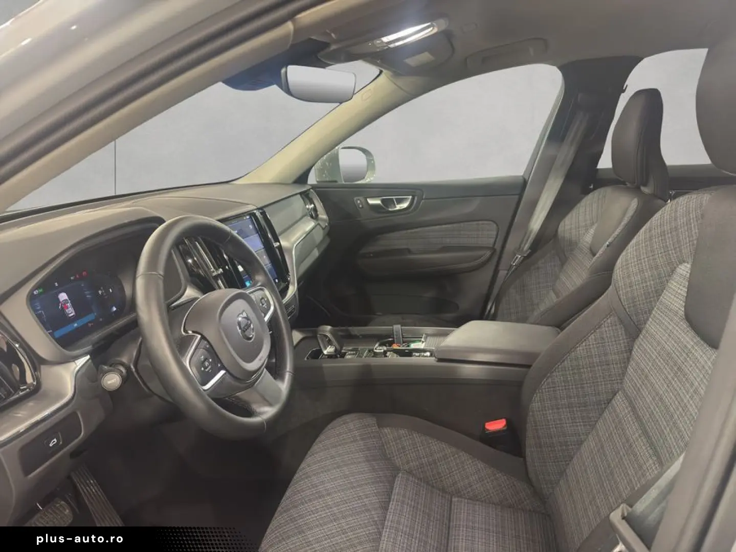 VOLVO XC60 B5 B AWD Core