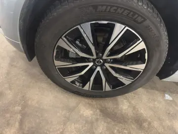 VOLVO XC60 B5 B AWD Core