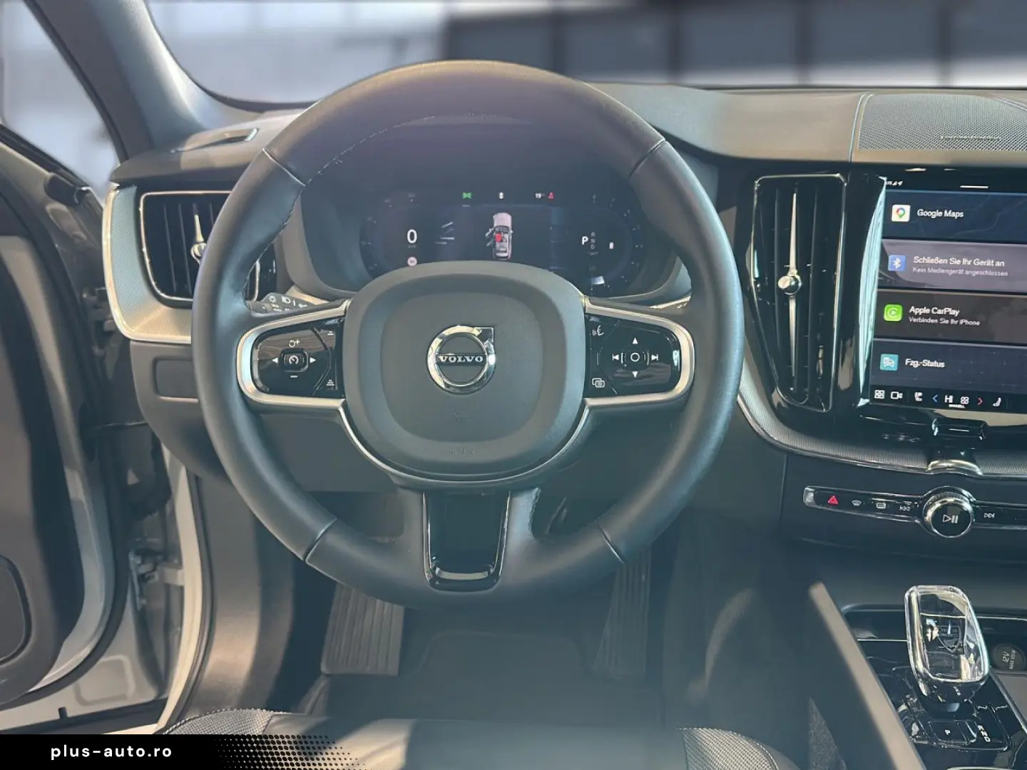 VOLVO XC60 B5 (Benzin) Plus Dark AWD Automatik Navi