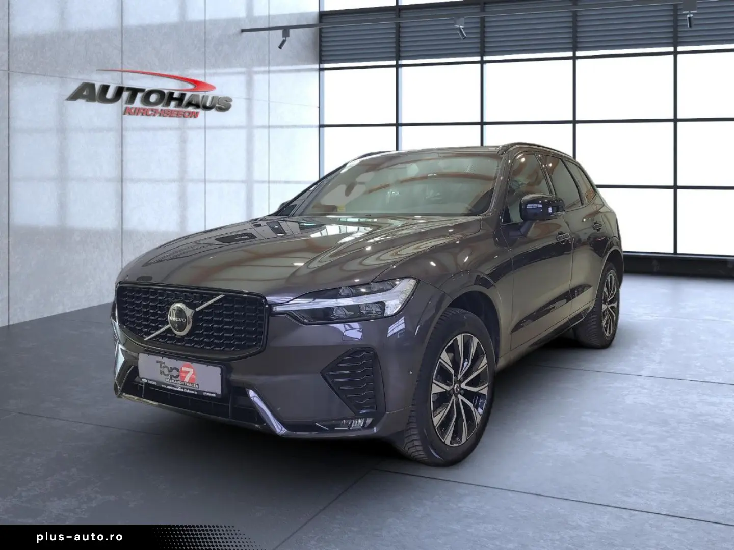 VOLVO XC60 B5 (Benzin) Plus Dark AWD Automatik Navi