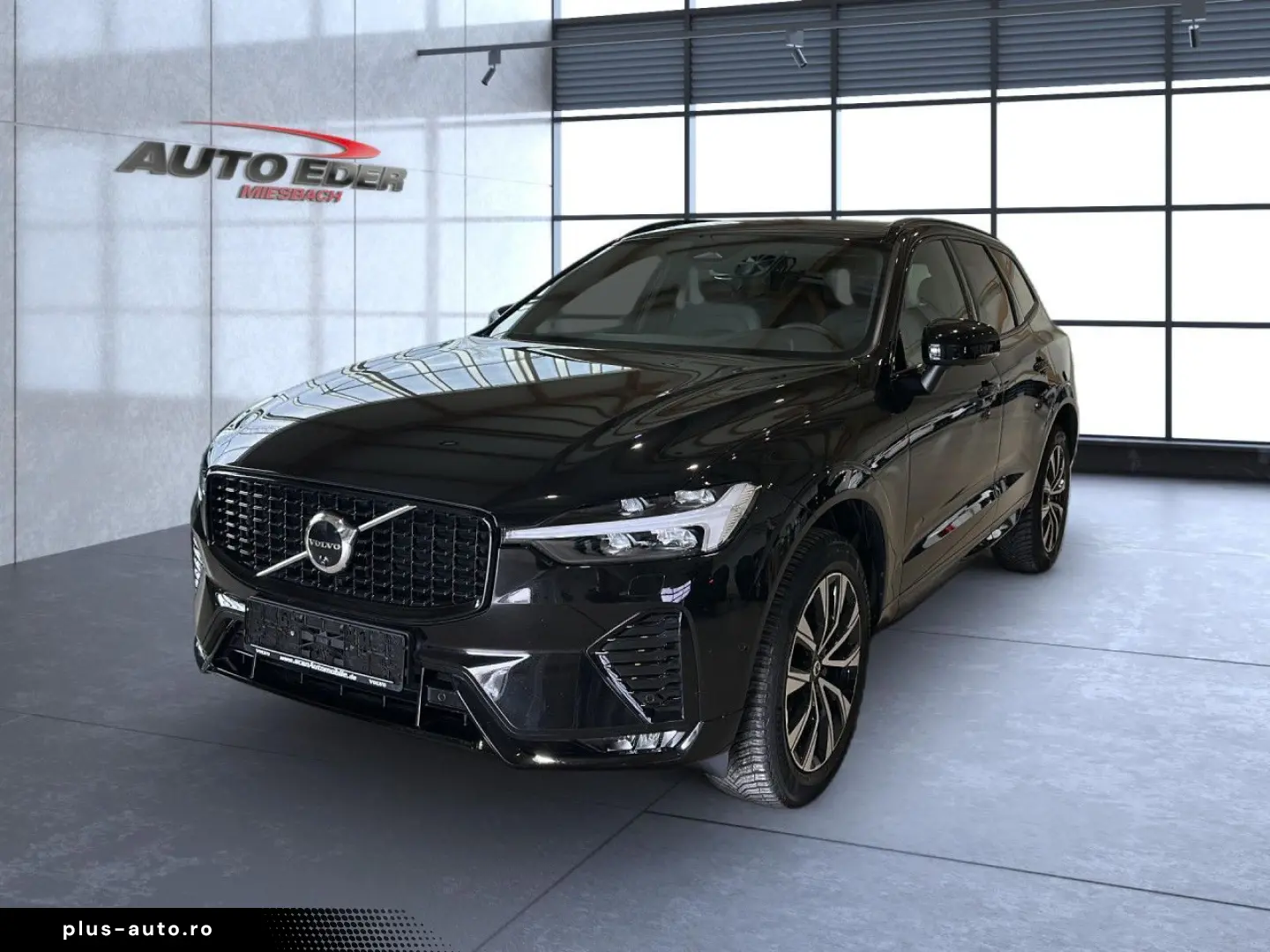 VOLVO XC 60 Plus Dark AWD Bluetooth LED Klima