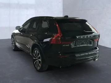 VOLVO XC 60 Plus Dark AWD Bluetooth LED Klima