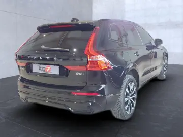VOLVO XC 60 Plus Dark AWD Bluetooth LED Klima