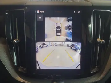 VOLVO XC 60 Plus Dark AWD Bluetooth Navi LED Klima