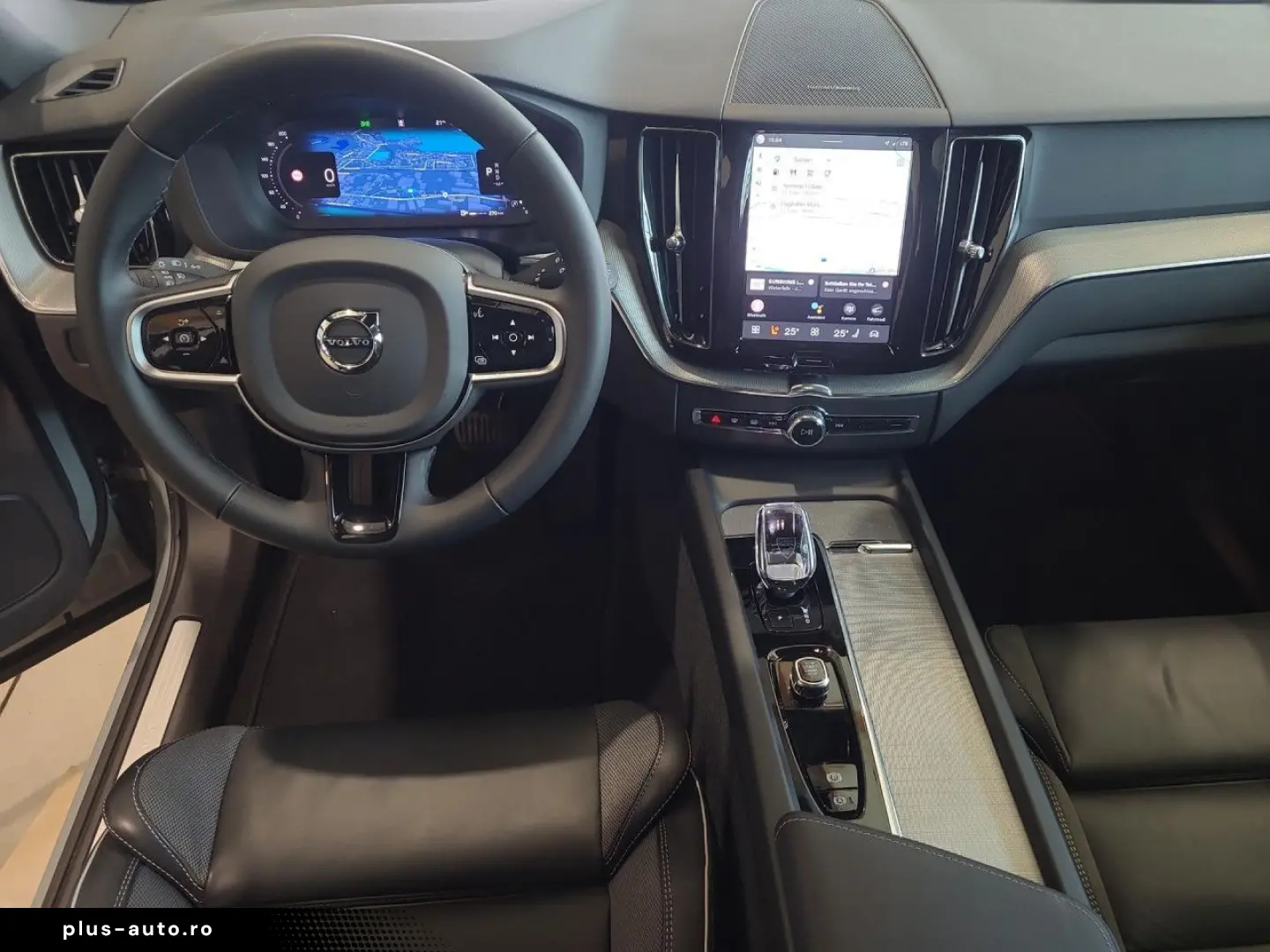 VOLVO XC 60 Plus Dark AWD Bluetooth Navi LED Klima