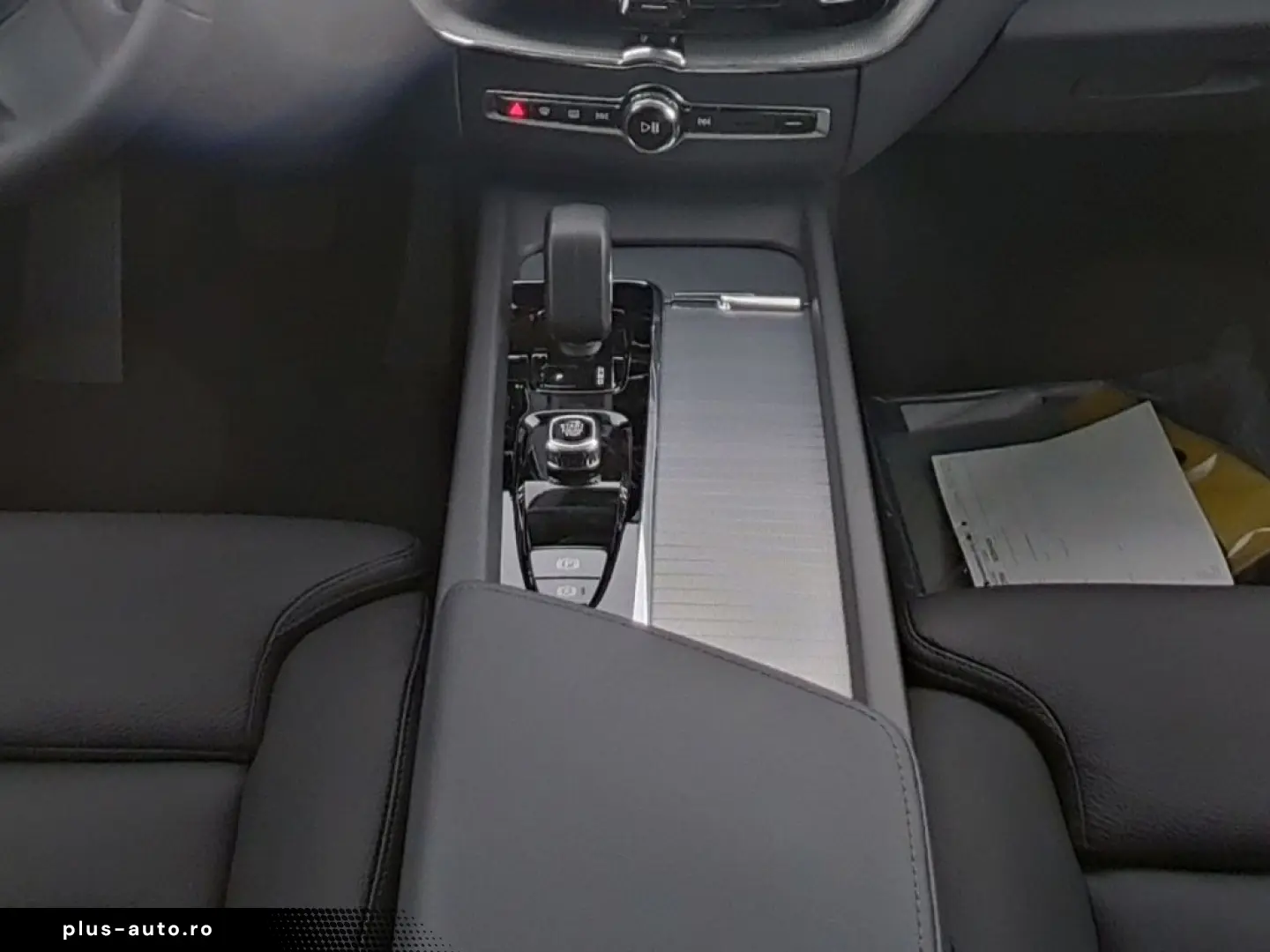 VOLVO XC60 Plus Dark AWD Digitales Cockpit Memory Sitz