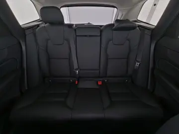 VOLVO XC60 Plus Dark AWD Digitales Cockpit Memory Sitz