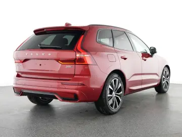 VOLVO XC60 Plus Dark AWD Digitales Cockpit Memory