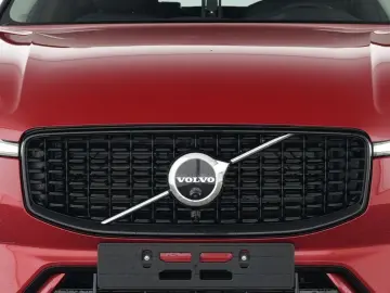 VOLVO XC60 Plus Dark AWD Digitales Cockpit Memory