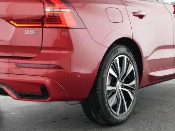 VOLVO XC60 Plus Dark AWD Digitales Cockpit Memory