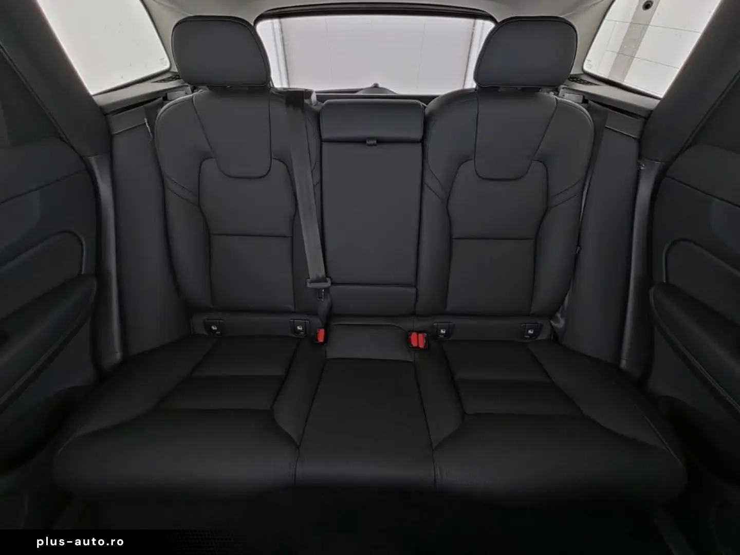 VOLVO XC60 Plus Dark AWD Digitales Cockpit Memory