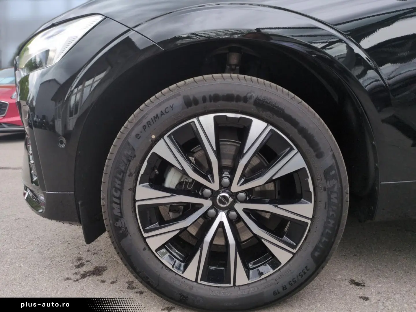 VOLVO XC60 B5 (Benzin) Plus Dark AWD Automatik Navi