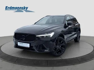 VOLVO XC60 B5 Plus Black Edition AWD Pano 360K 21Zoll
