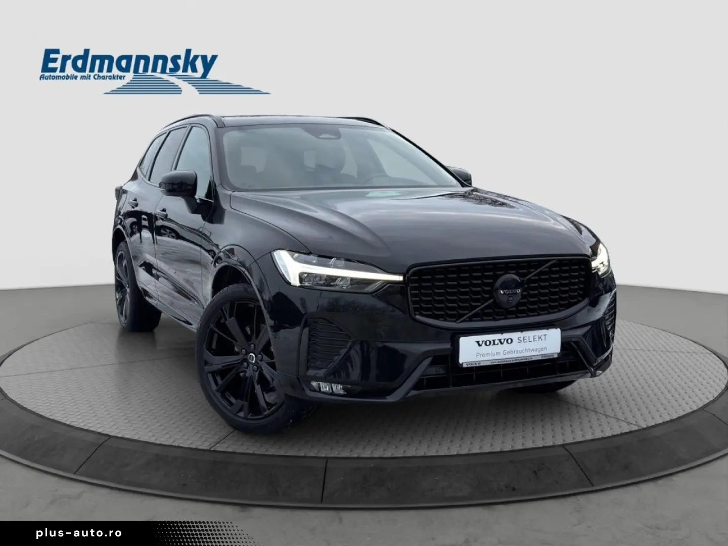 VOLVO XC60 B5 Plus Black Edition AWD Pano 360K 21Zoll