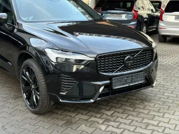 VOLVO XC60 B5 Plus Black Edition Head-Up ACC PANO 360