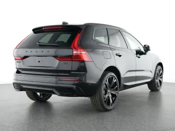 VOLVO XC60 B5 Plus Black Edition PANO HEAD UP LED