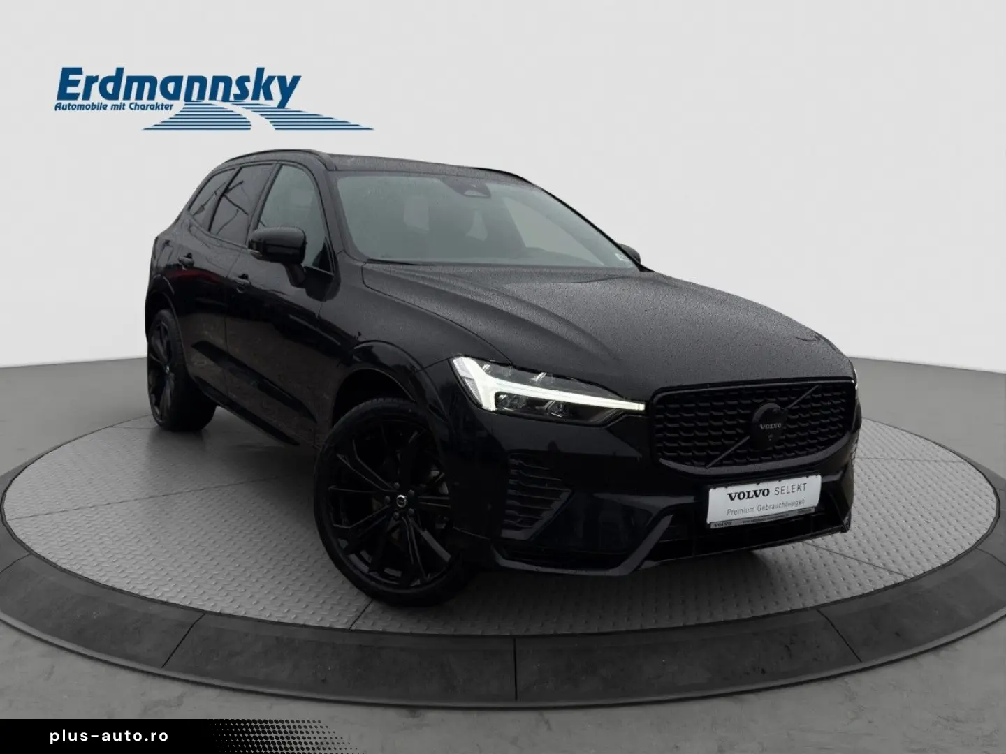 VOLVO XC60 B5 Plus Black Edition AWD Pano 360Kam