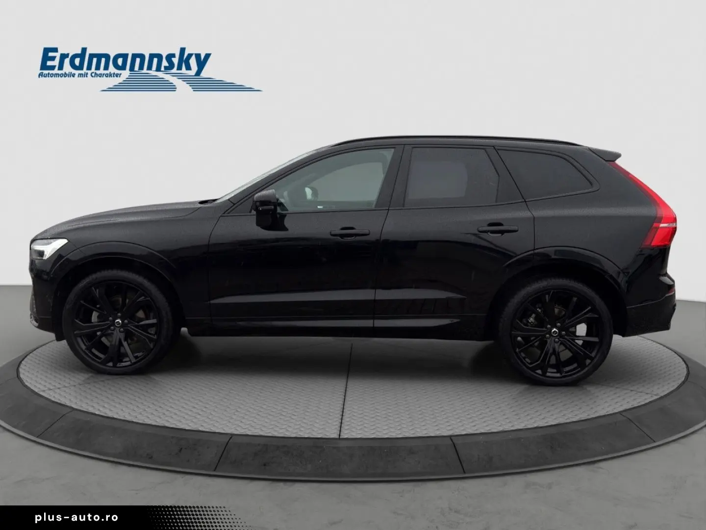 VOLVO XC60 B5 Plus Black Edition AWD Pano 360Kam