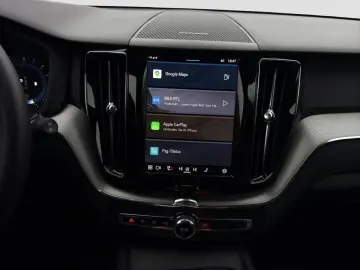 VOLVO XC60 B5 Plus Black Edition AWD Pano 360Kam