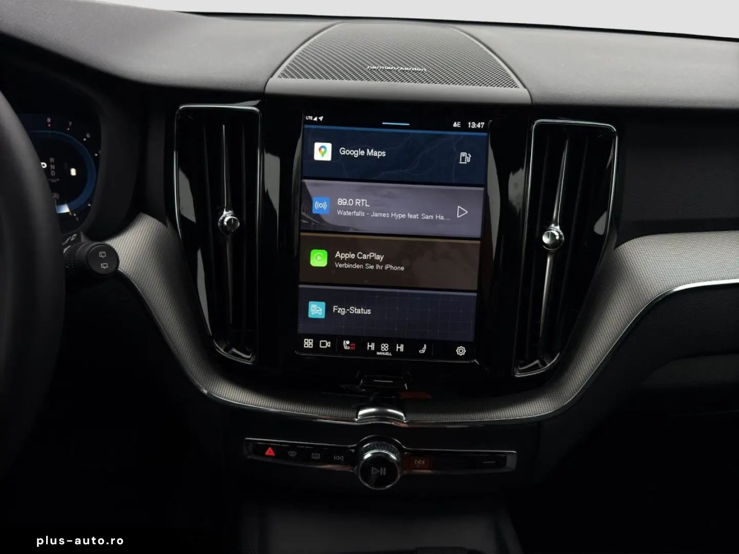 VOLVO XC60 B5 Plus Black Edition AWD Pano 360Kam