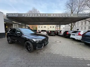 VOLVO XC60 B5 Plus Black Edition Head-Up PANO 360 ACC