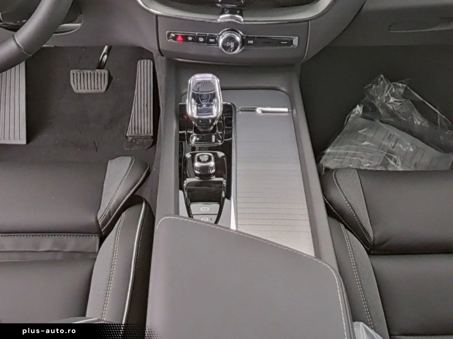 VOLVO XC60 B5 AWD Benzin Black Edition Plus