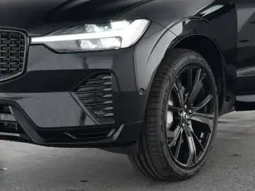 VOLVO XC60 B5 AWD Benzin Black Edition Plus