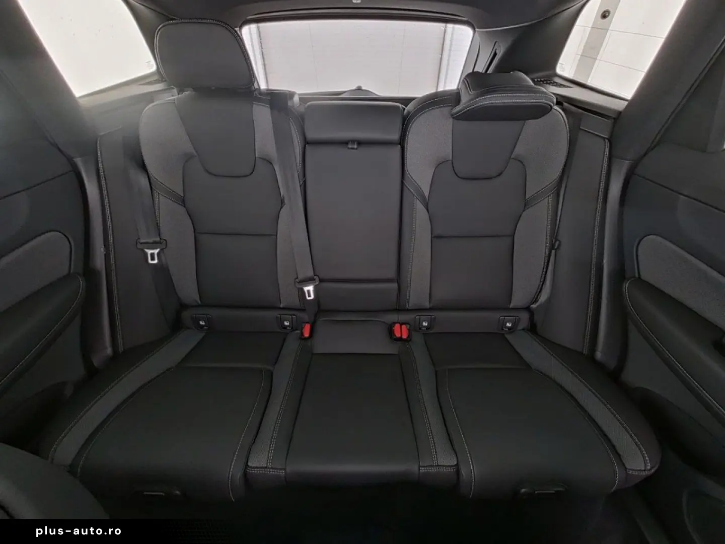 VOLVO XC60 B5 AWD Benzin Black Edition Plus
