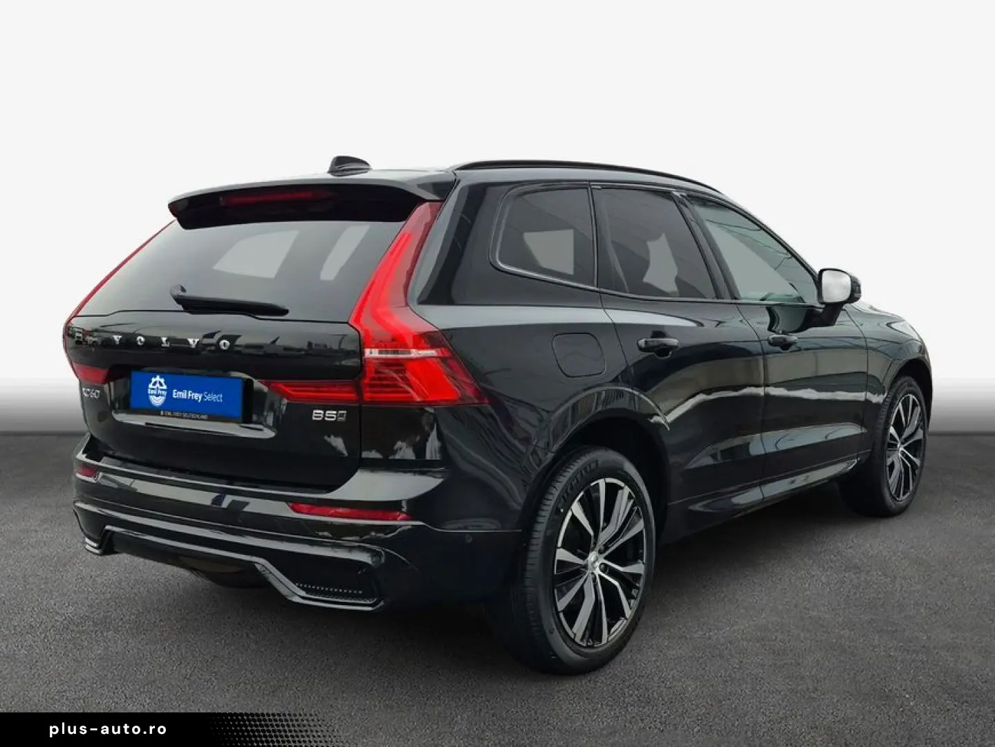 VOLVO XC60 B5 B AWD Plus Dark Business Pano