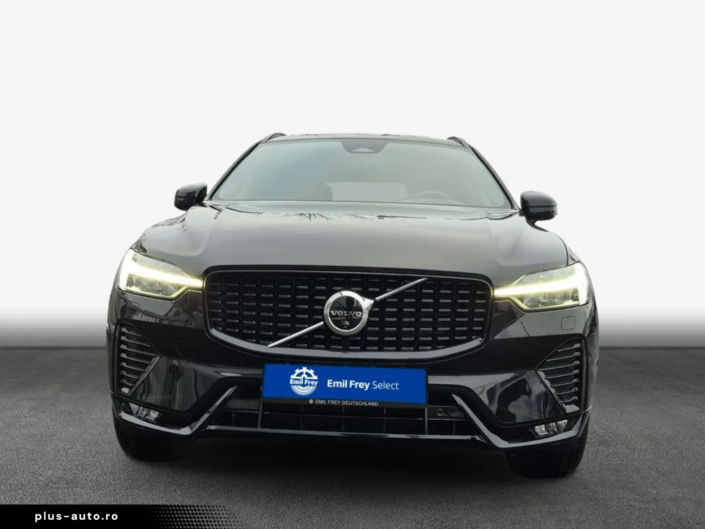 VOLVO XC60 B5 B AWD Plus Dark Business Pano