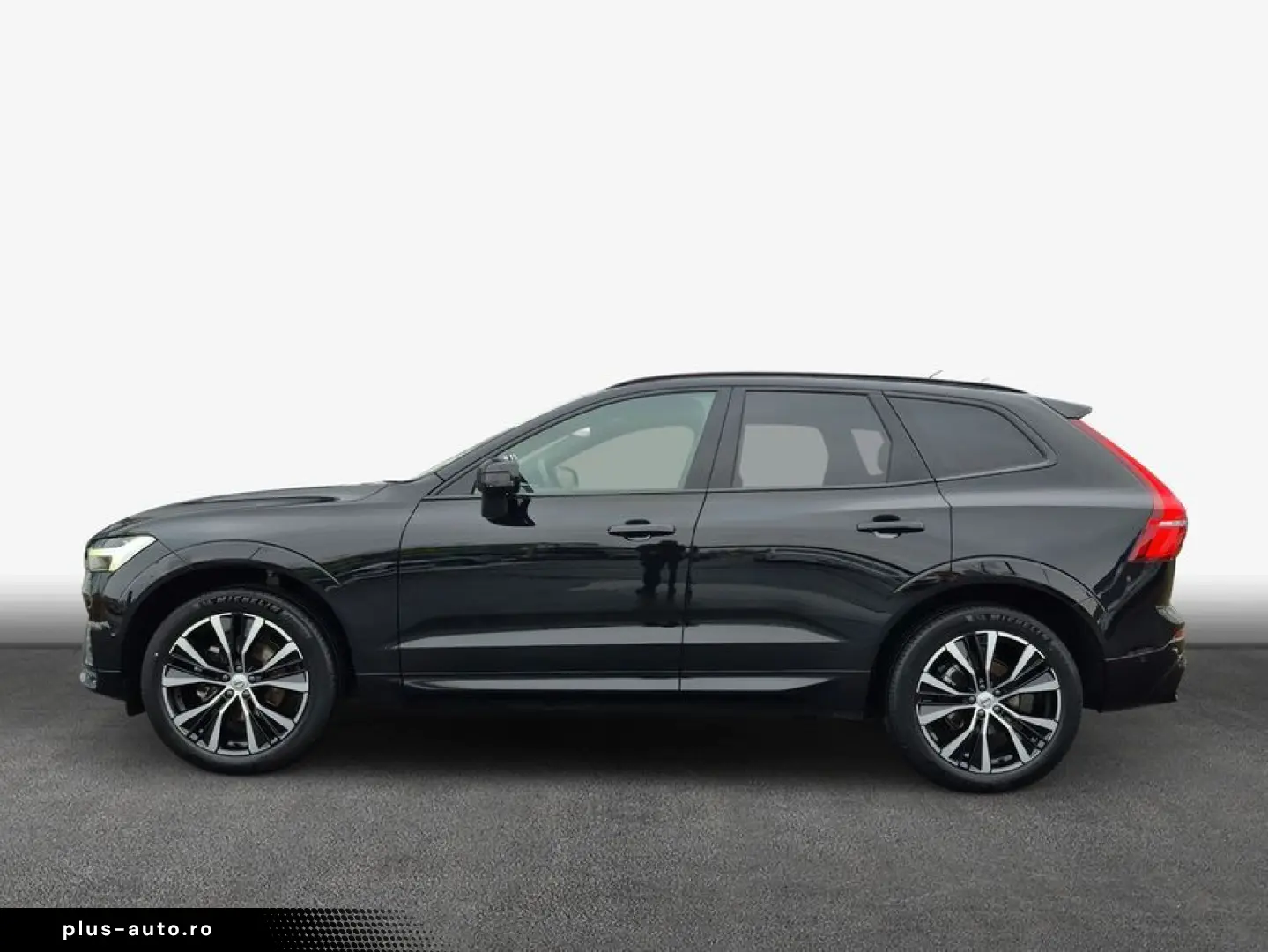 VOLVO XC60 B5 B AWD Plus Dark Business Pano