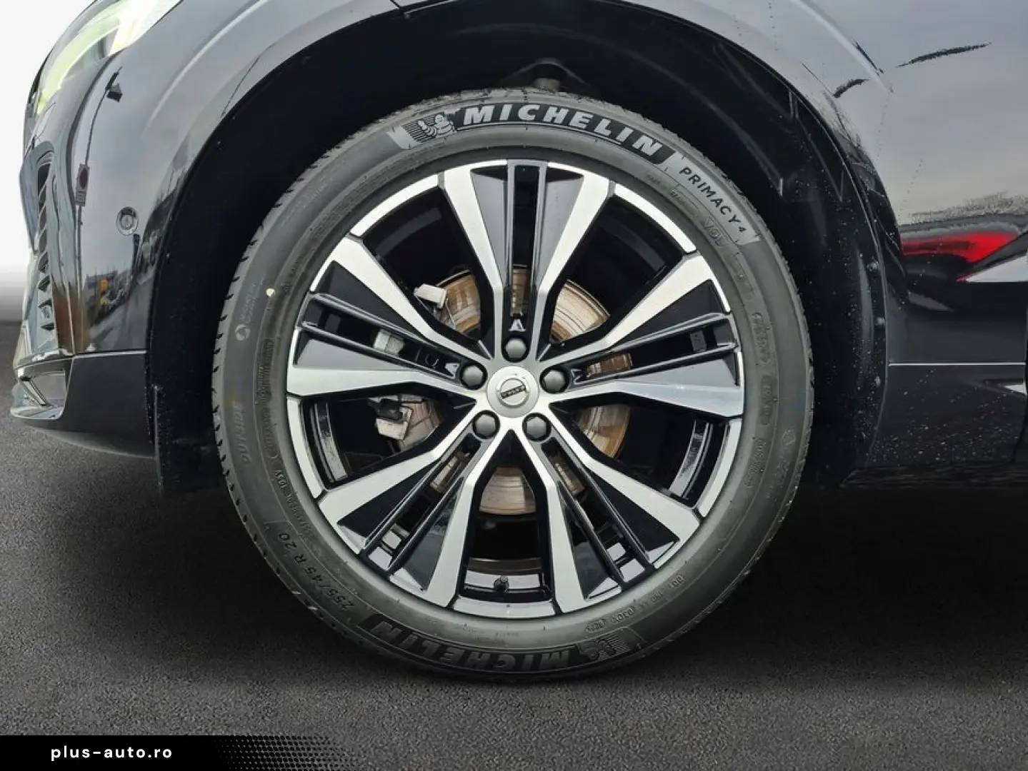 VOLVO XC60 B5 B AWD Plus Dark Business Pano