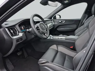VOLVO XC60 B5 B AWD Plus Dark Business Pano