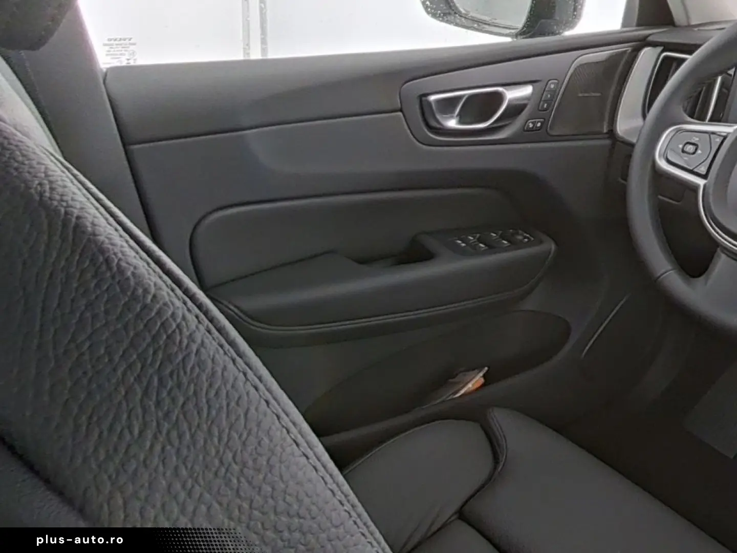 VOLVO XC60 Plus Dark AWD Digitales Cockpit Memory Sitz