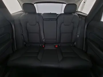 VOLVO XC60 Plus Dark AWD Digitales Cockpit Memory Sitz