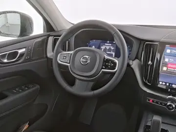 VOLVO XC60 Plus Dark AWD Digitales Cockpit Memory Sitz