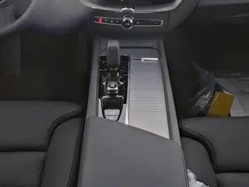 VOLVO XC60 Plus Dark AWD Digitales Cockpit Memory Sitz