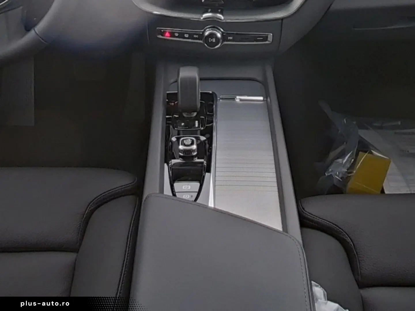 VOLVO XC60 Plus Dark AWD Digitales Cockpit Memory Sitz
