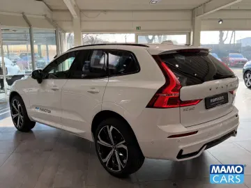 VOLVO XC60 B5 Ultra Dark ACC BLIS HUD PANO 360
