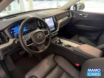 VOLVO XC60 B5 Ultra Dark ACC BLIS HUD PANO 360