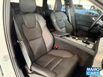 VOLVO XC60 B5 Ultra Dark ACC BLIS HUD PANO 360