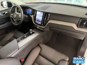 VOLVO XC60 B5 Ultra Dark ACC BLIS HUD PANO 360
