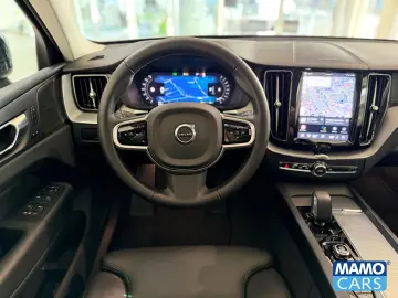 VOLVO XC60 B5 Ultra Dark ACC BLIS HUD PANO 360
