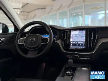VOLVO XC60 B5 Ultra Dark ACC BLIS HUD PANO 360