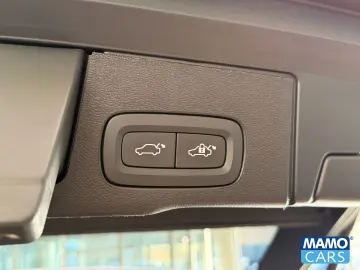 VOLVO XC60 B5 Ultra Dark ACC BLIS HUD PANO 360