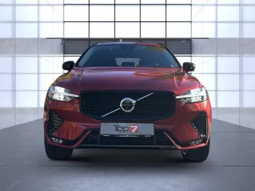 VOLVO XC60 B5 (Benzin) Ultra Dark AWD Automatik Navi