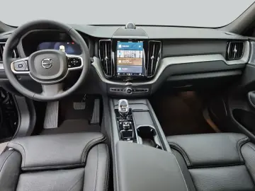 VOLVO XC60 B5 B AWD Ultra Black Edition HuD 360 View