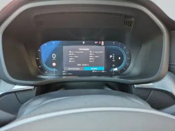 VOLVO XC60 B5 B AWD Ultra Dark Akustikglas Pano